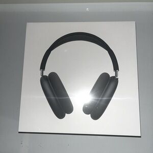 (BRAND NEW) Black Apple AirPods max